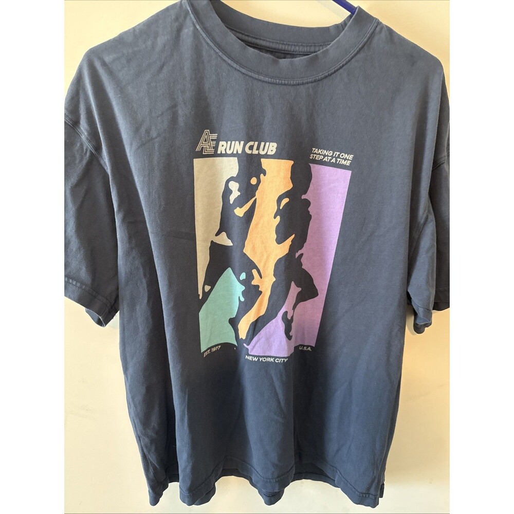 American Eagle Graphic T-Shirt Run Club Boxy Fit Medium M